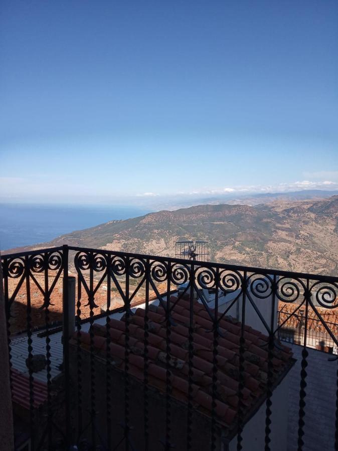 Vila Aurusa - Casa Vacanze Pollina, Sicilia Autentica Exteriér fotografie